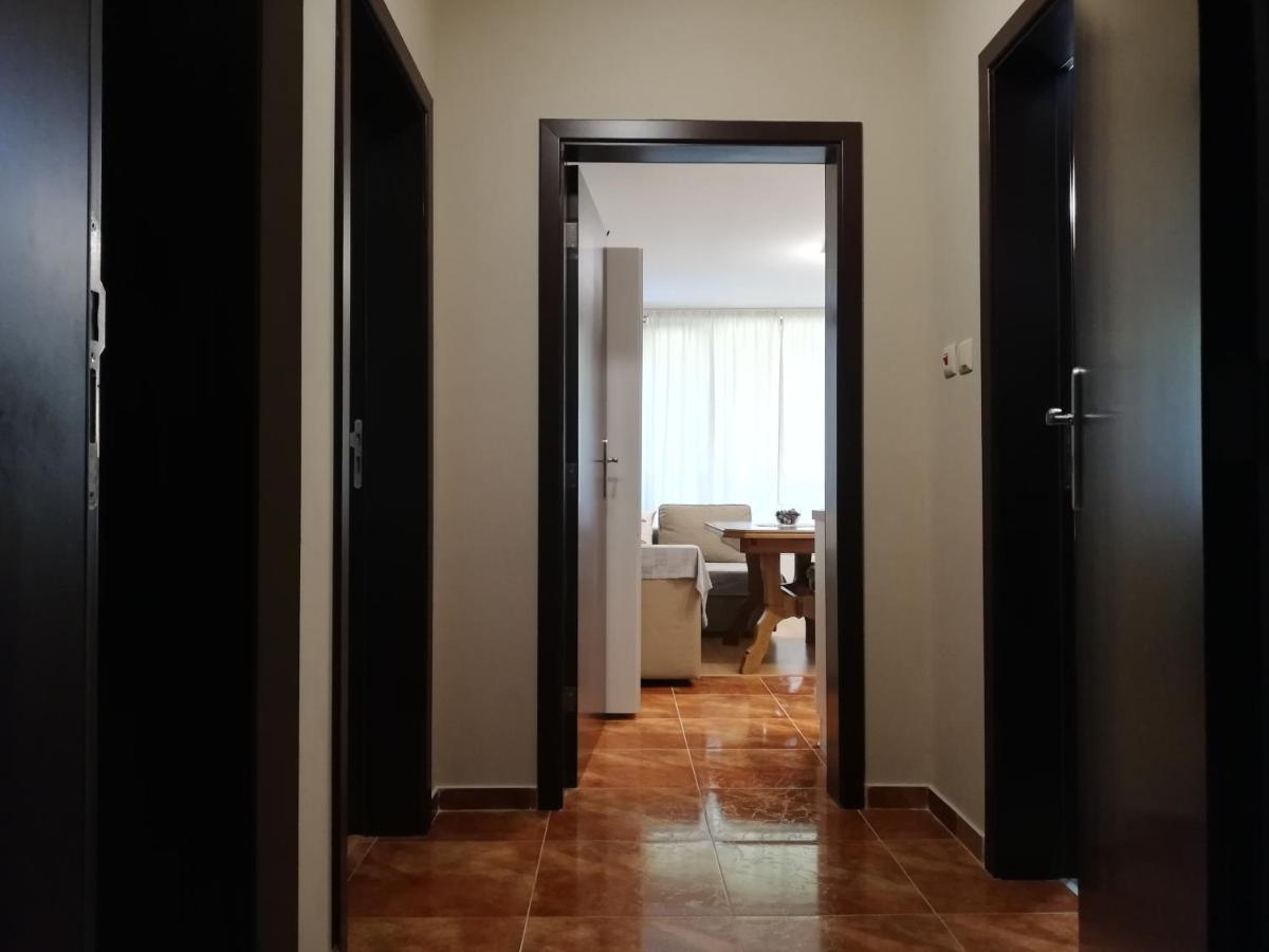 Dobi'S Apartment Elit47 At Elit Pamporovo Exterior photo