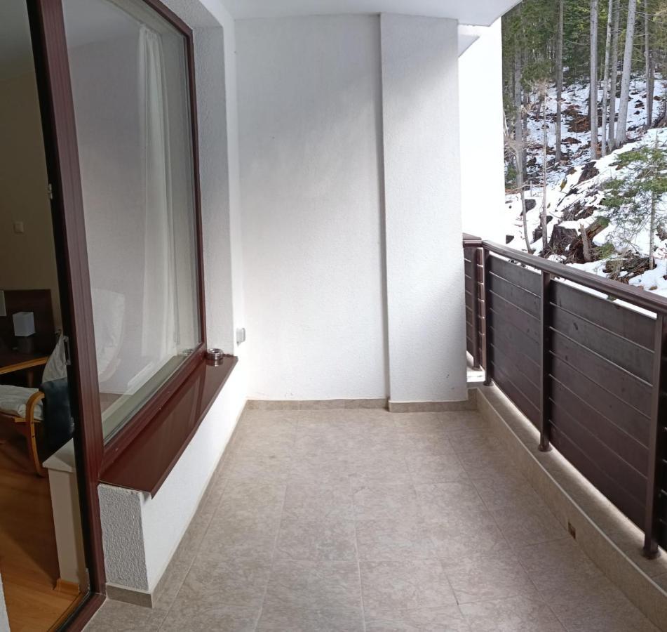 Dobi'S Apartment Elit47 At Elit Pamporovo Exterior photo